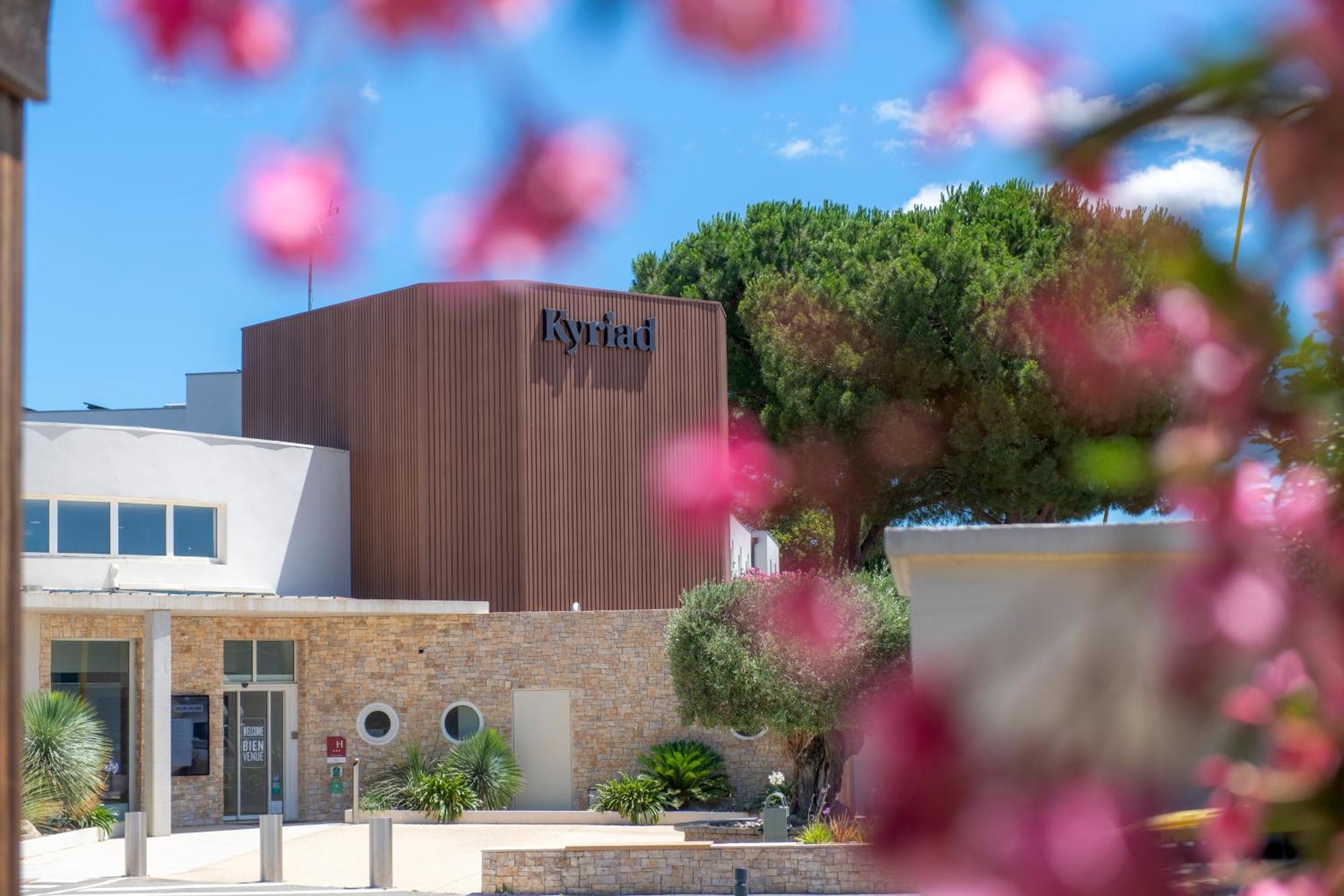 Kyriad Montpellier Est - Lunel Lunel  Exterior foto